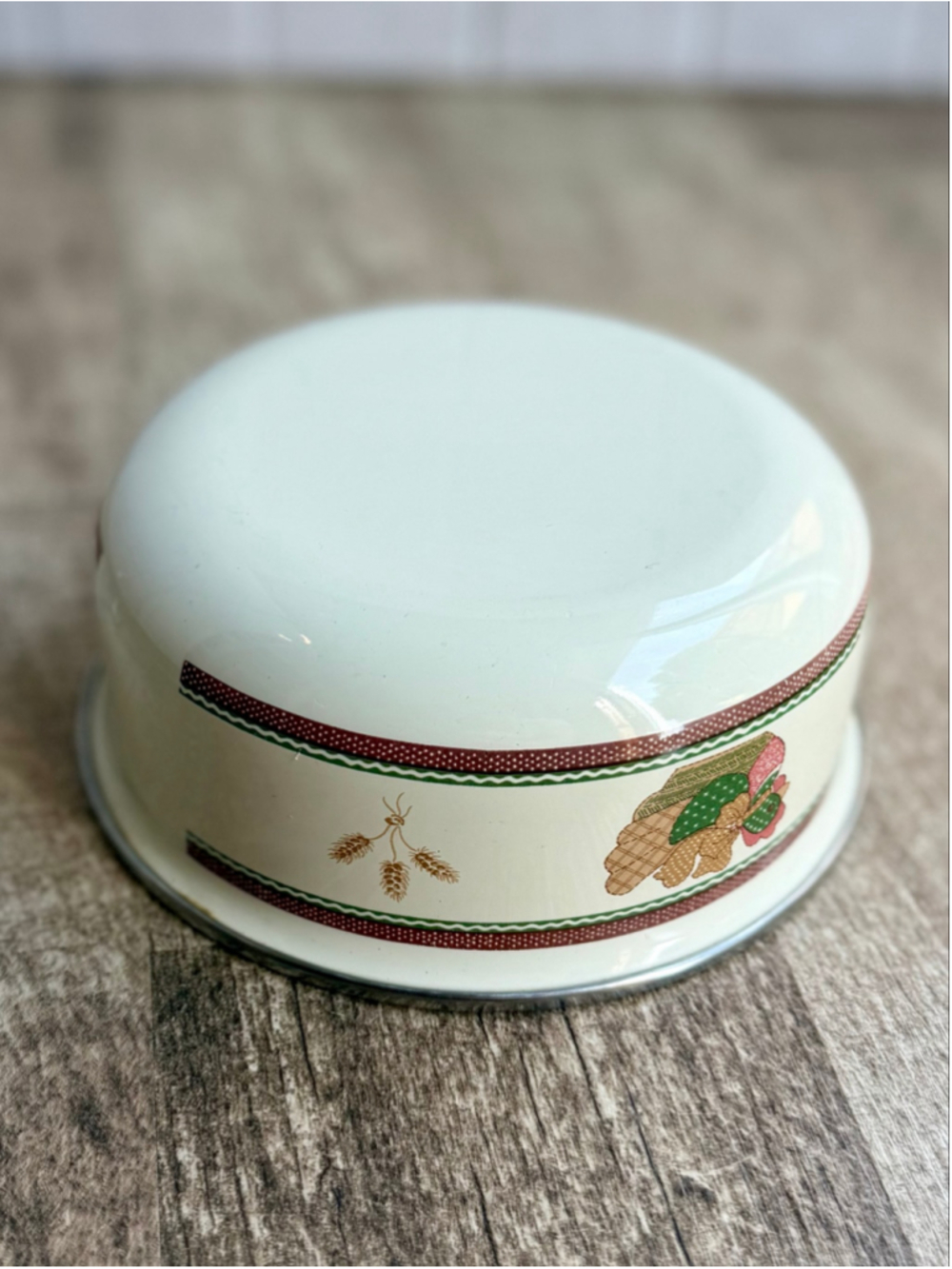 Vintage Checker Ease Country Hen Enamel Enamelware Mixing Bowl Stainless Rim - Picture 2 of 2